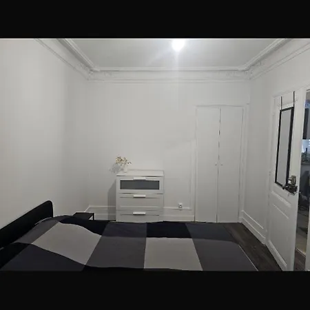 Apartment Haussmanien